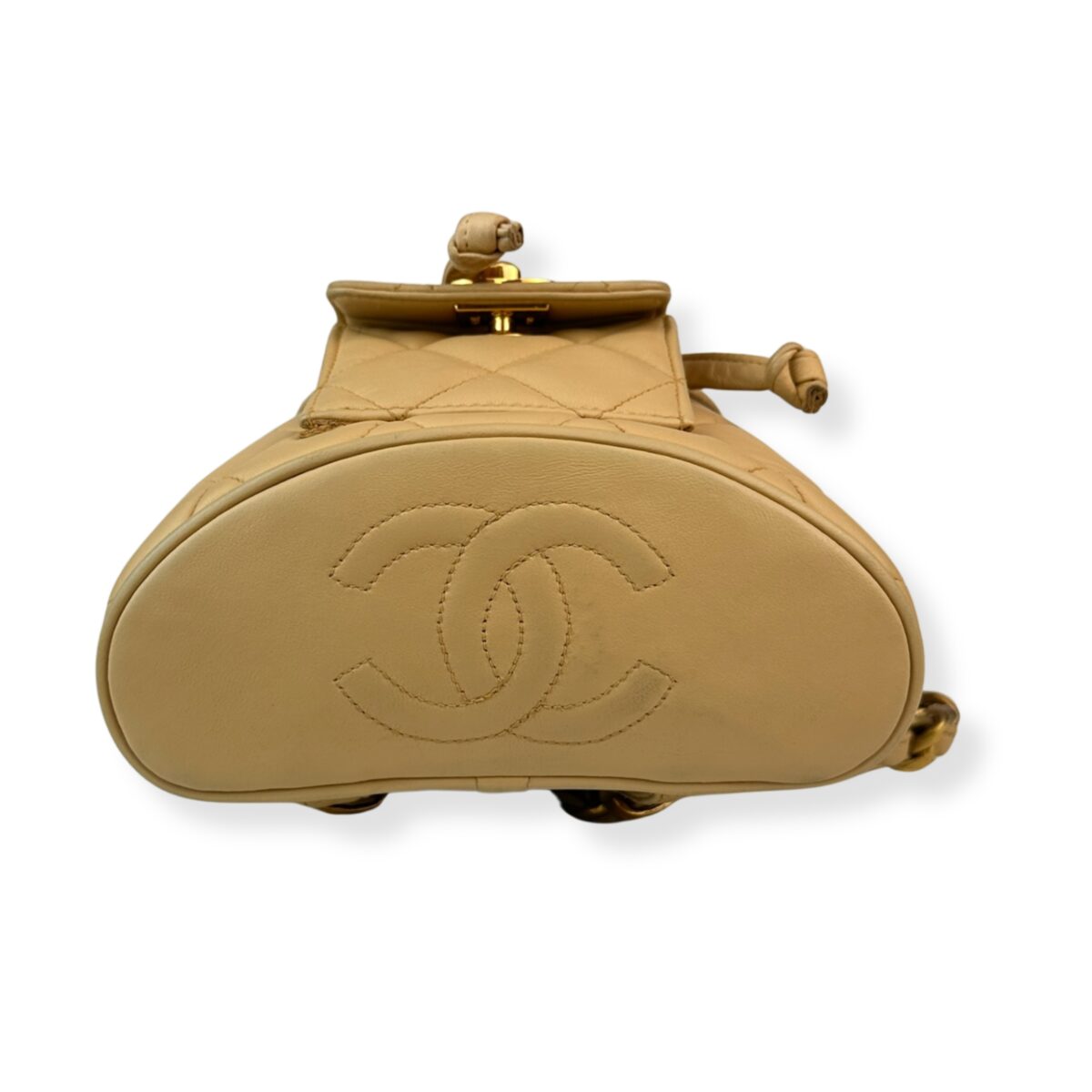chanel | 駝色金釦迷你duma 雙肩包